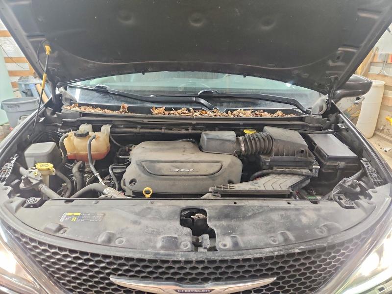 Продажа на аукционе авто 2017 Chrysler Pacifica, vin: 2C4RC1BG7HR569816, номер лота: 98811545