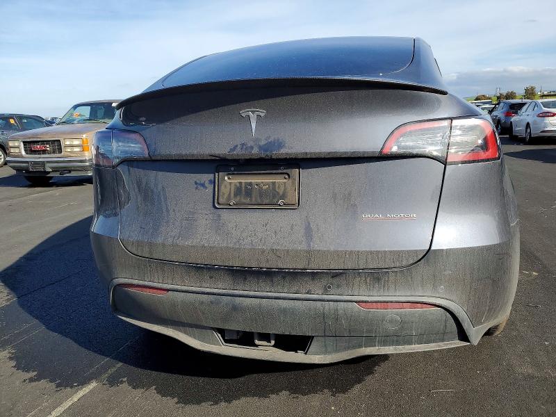 75090825 :رقم المزاد ، 7SAYGDEF8NF511504 vin ، 2022 Tesla Model Y مزاد بيع