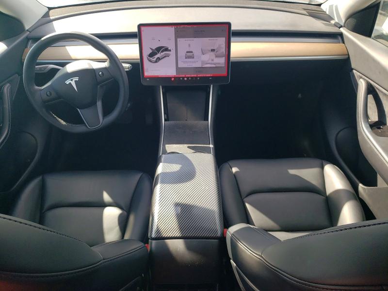 74568225 :رقم المزاد ، 5YJYGDEE4MF096670 vin ، 2021 Tesla Model Y مزاد بيع