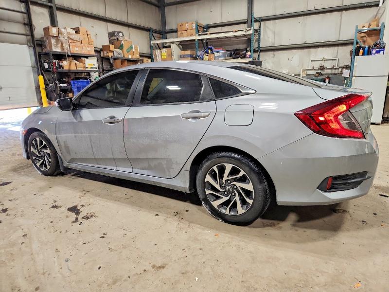 Продажа на аукционе авто 2018 Honda Civic Ex, vin: 2HGFC2F84JH017540, номер лота: 73154565