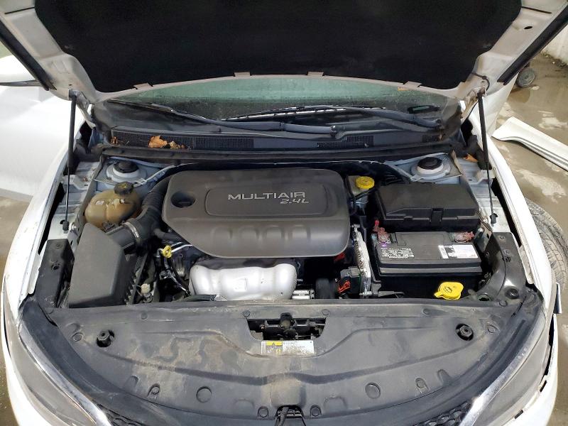Продажа на аукционе авто 2015 Chrysler 200, vin: 1C3CCCABXFN576667, номер лота: 72222015