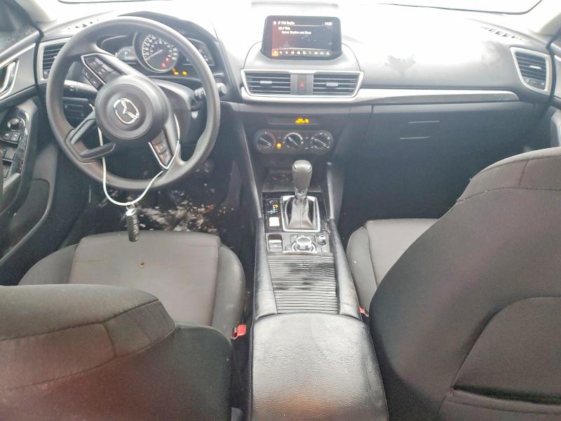 72357045 :رقم المزاد ، 3MZBN1U71JM220606 vin ، 2018 Mazda 3 مزاد بيع