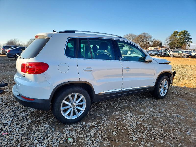 Aukcja sprzedaży 2017 Volkswagen Tiguan Wol, vin: WVGSV7AX4HK009746, numer aukcji: 75249785