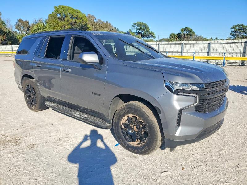 Продаж на аукціоні авто 2021 Chevrolet Tahoe C150, vin: 1GNSCNKD9MR103312, номер лоту: 98826715