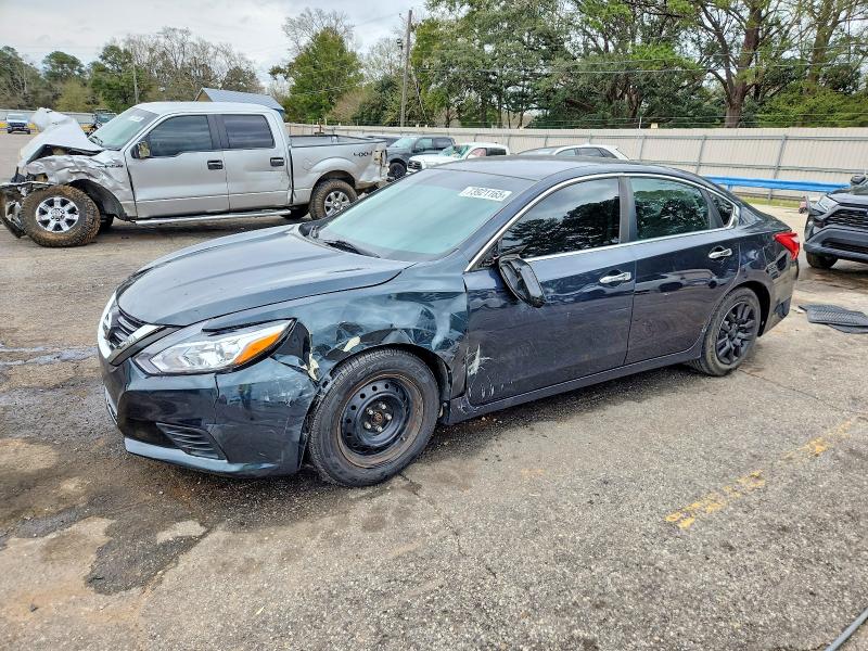 2016 Nissan Altima მანქანა იყიდება აუქციონზე, vin: 1N4AL3AP2GN313658, აუქციონის ნომერი: 73921165