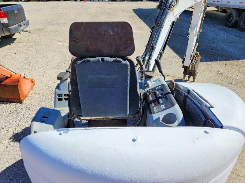 2007 Bobcat Tractor მანქანა იყიდება აუქციონზე, vin: A1HW11487, აუქციონის ნომერი: 97169725
