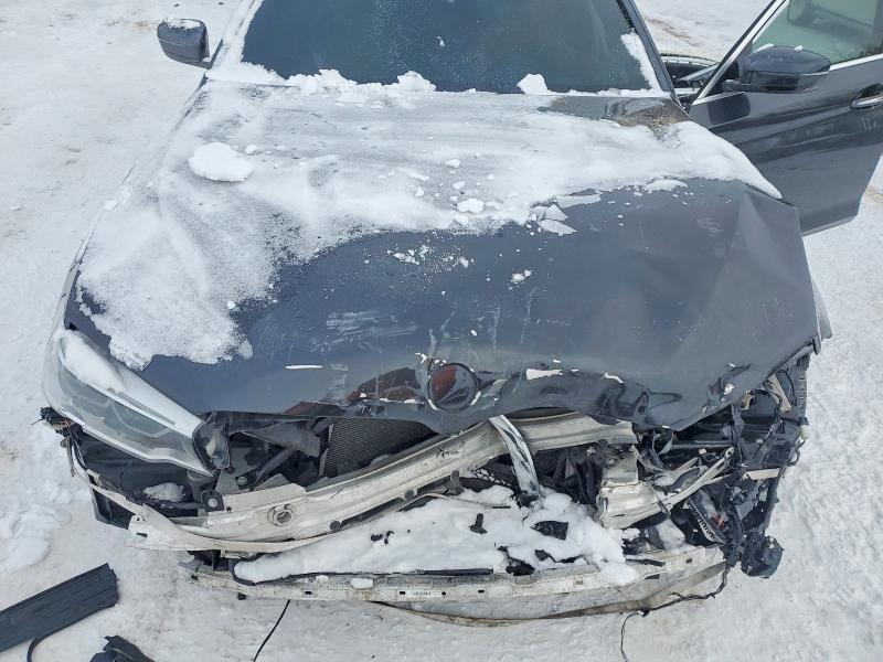 75439215 :رقم المزاد ، WBAJA7C36HG905858 vin ، 2017 Bmw 530 مزاد بيع