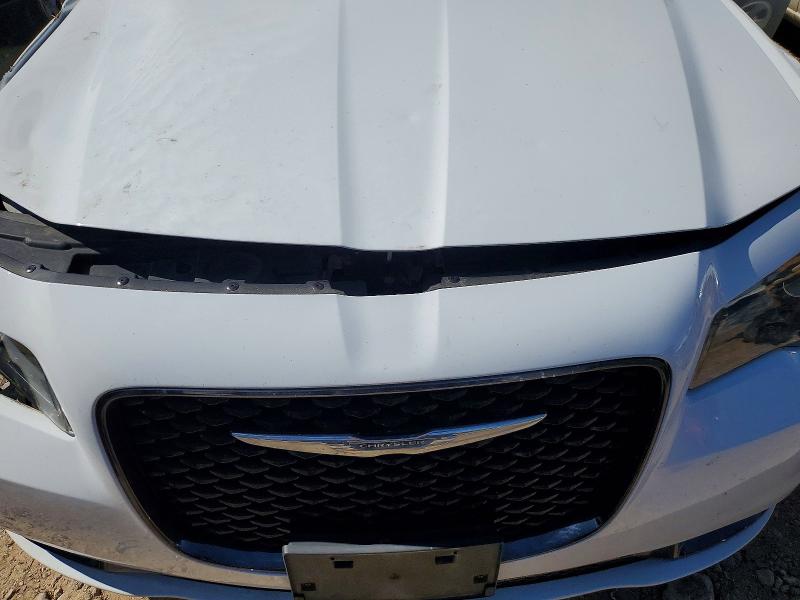 Aukcja sprzedaży 2019 Chrysler 300, vin: 2C3CCABG2KH533636, numer aukcji: 74635525