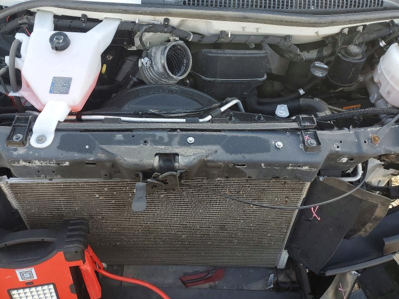 45892166 :رقم المزاد ، 7GZ37TC75NN010524 vin ، 2022 Gmc Savana مزاد بيع