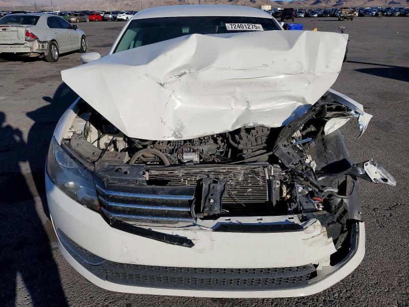 Продажа на аукционе авто 2015 Volkswagen Passat, vin: 1VWAT7A34FC016719, номер лота: 72401275