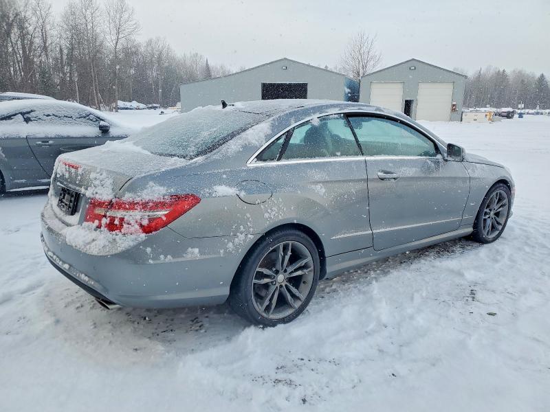 2011 Mercedes-benz E მანქანა იყიდება აუქციონზე, vin: WDDKJ5GB0BF115567, აუქციონის ნომერი: 98788225