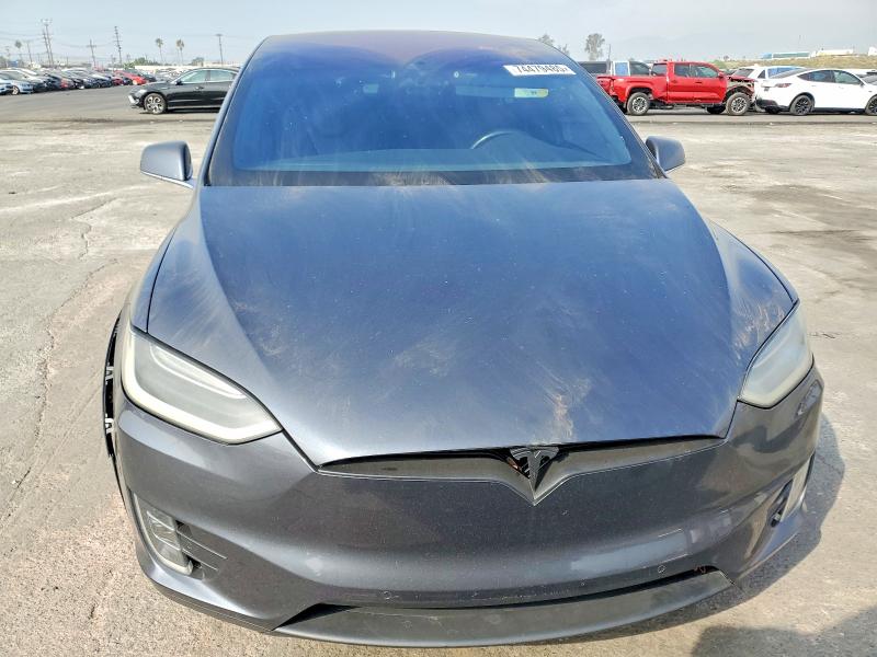 74479485 :رقم المزاد ، 5YJXCAE22GF002303 vin ، 2016 Tesla Model X مزاد بيع