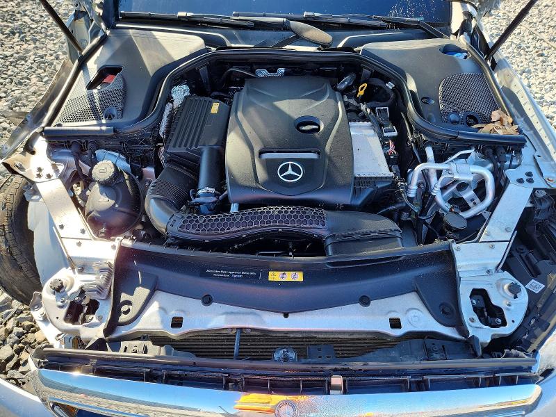 99831035 :رقم المزاد ، WDDZF4JB8HA102333 vin ، 2017 Mercedes-benz E مزاد بيع