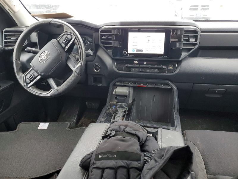 99990055 :رقم المزاد ، 5TFKB5DA8NX005836 vin ، 2022 Toyota Tundra مزاد بيع