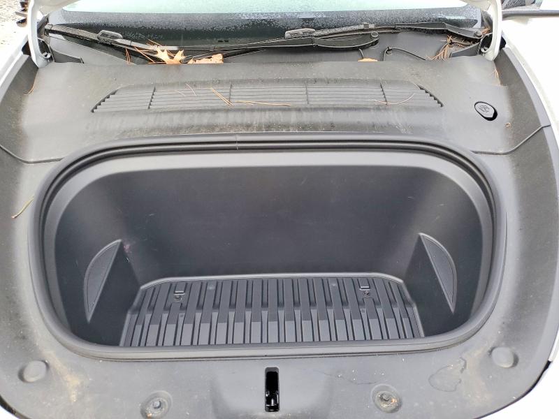 2025 Tesla Model Y მანქანა იყიდება აუქციონზე, vin: 7SAYGAEE1SF295206, აუქციონის ნომერი: 97927535