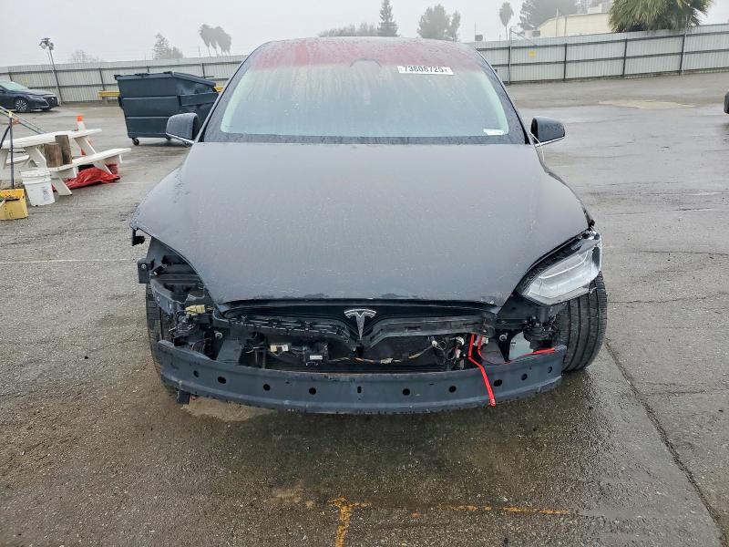 Продаж на аукціоні авто 2017 Tesla Model X, vin: 5YJXCBE2XHF049392, номер лоту: 73808725