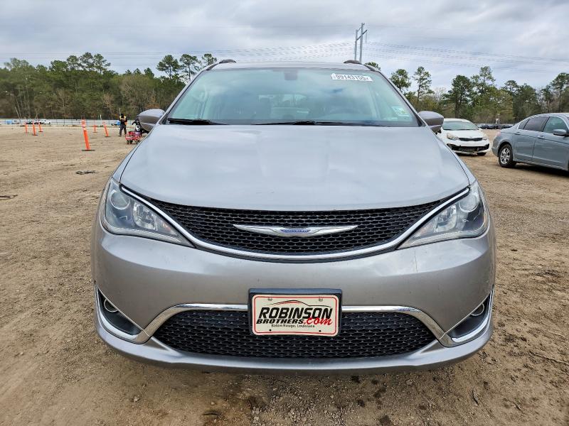 99143155 :رقم المزاد ، 2C4RC1BG9HR517507 vin ، 2017 Chrysler Pacifica مزاد بيع
