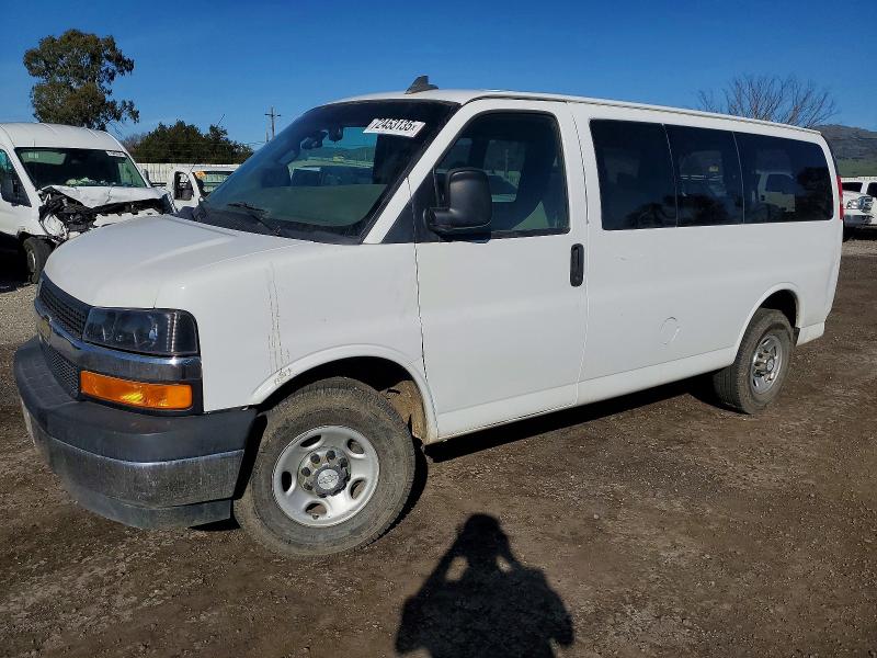 2017 Chevrolet Express G2500 მანქანა იყიდება აუქციონზე, vin: 1GAWGFFF9H1346504, აუქციონის ნომერი: 72453135