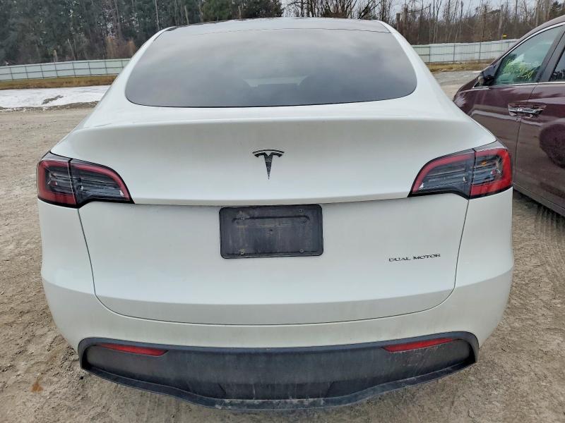 Продаж на аукціоні авто 2024 Tesla Model Y, vin: 7SAYGAEE4RF166130, номер лоту: 72755855