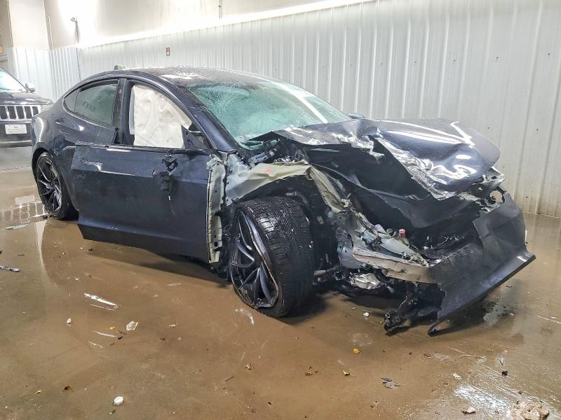 99330995 :رقم المزاد ، 5YJ3E1ET9SF962759 vin ، 2025 Tesla Model 3 مزاد بيع