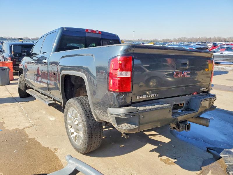 74478285 :رقم المزاد ، 1GT12UEY0JF207376 vin ، 2018 Gmc Sierra مزاد بيع