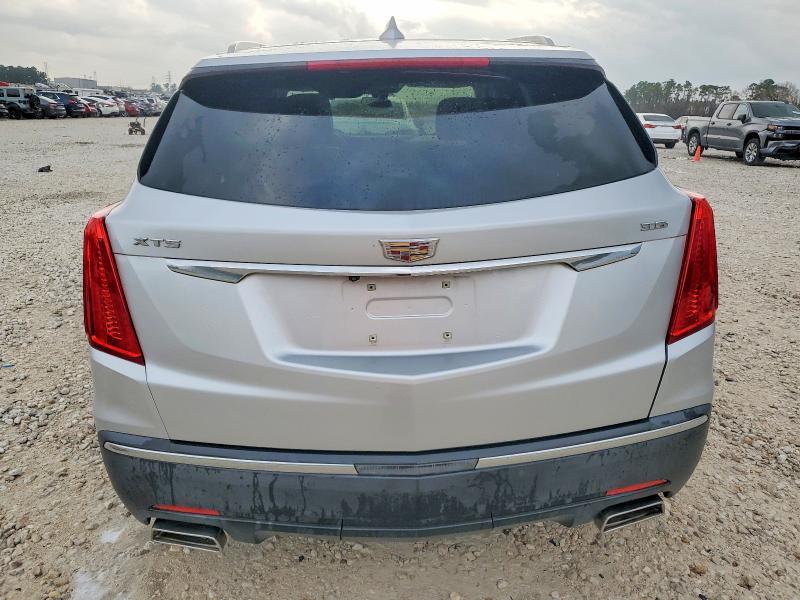 99040625 :رقم المزاد ، 1GYKNERS8JZ229979 vin ، 2018 Cadillac Xt5 Premiu مزاد بيع