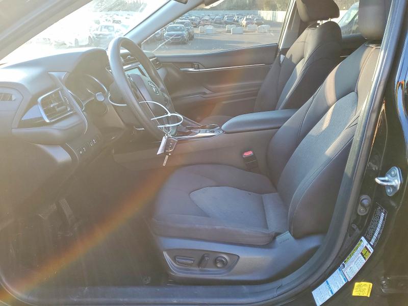 74233615 :رقم المزاد ، 4T1C11BK7LU018650 vin ، 2020 Toyota Camry مزاد بيع