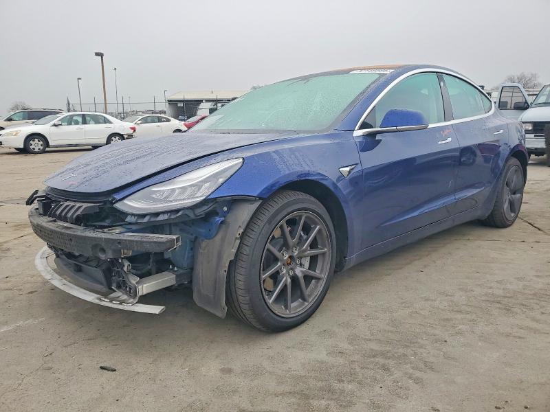 Auction sale of the 2018 Tesla Model 3, vin: 5YJ3E1EB4JF130283, lot number: 72149595