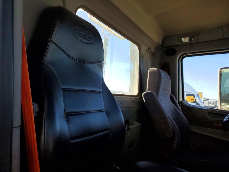 2018 Peterbilt 579 მანქანა იყიდება აუქციონზე, vin: 1XPBA48X1JD478032, აუქციონის ნომერი: 72808985