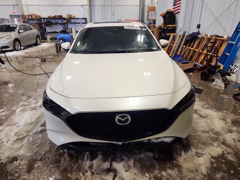 Auction sale of the 2023 Mazda 3 Premium, vin: JM1BPBMM6P1611880, lot number: 73722545