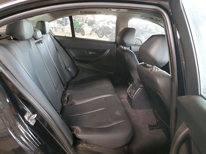 73463025 :رقم المزاد ، WBA3B1G50FNT04954 vin ، 2015 Bmw 320 مزاد بيع
