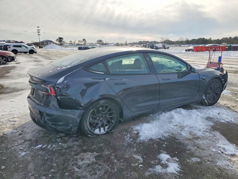73901605 :رقم المزاد ، 5YJ3E1EAXRF736917 vin ، 2024 Tesla Model 3 مزاد بيع