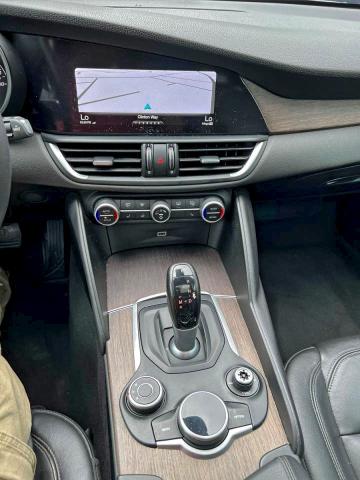 2017 Alfa Romeo Giulia Ti მანქანა იყიდება აუქციონზე, vin: ZARFAEEN9H7544398, აუქციონის ნომერი: 99843645