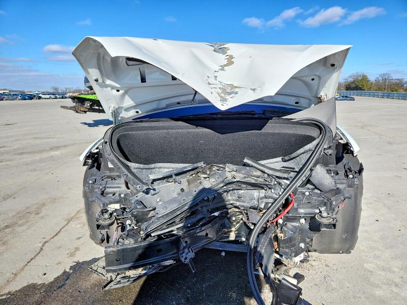 Продажа на аукционе авто 2019 Tesla Model X, vin: 5YJXCAE26KF197475, номер лота: 97766925