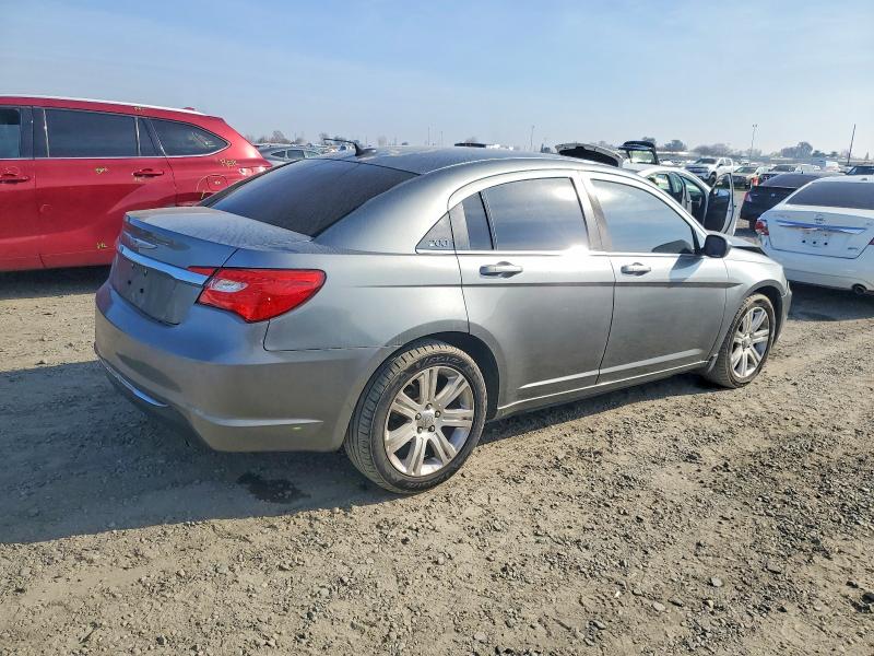 Продажа на аукционе авто 2011 Chrysler 200, vin: 1C3BC1FG2BN581554, номер лота: 74081005