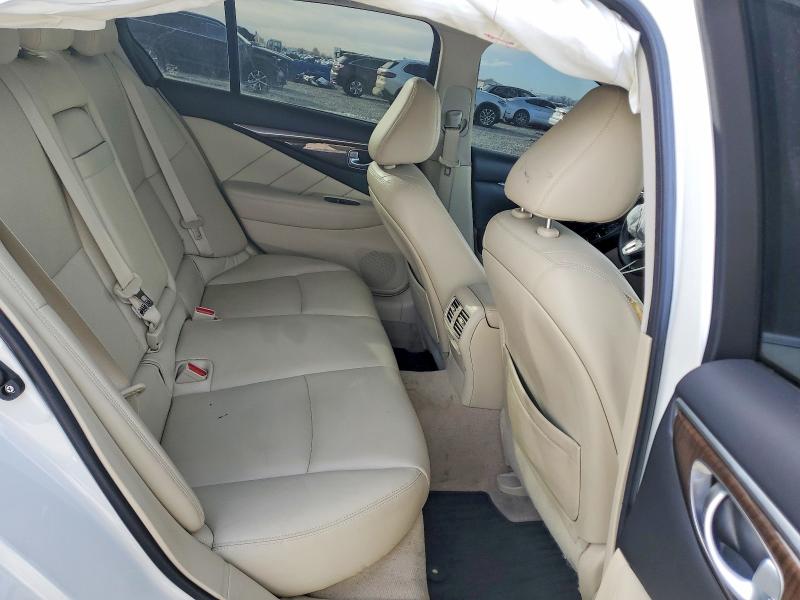 74793205 :رقم المزاد ، JN1EV7AR8JM433916 vin ، 2018 Infiniti Q50 مزاد بيع