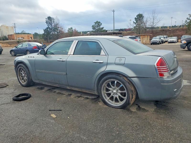 2006 Chrysler 300 მანქანა იყიდება აუქციონზე, vin: 2C3KA43R96H220057, აუქციონის ნომერი: 98576385