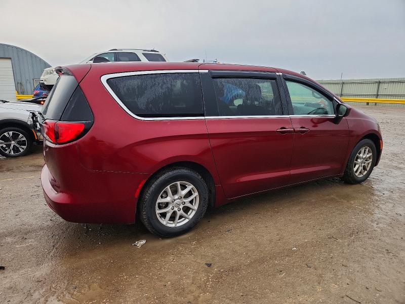 99388735 :رقم المزاد ، 2C4RC1CG3NR226690 vin ، 2022 Chrysler Voyager مزاد بيع