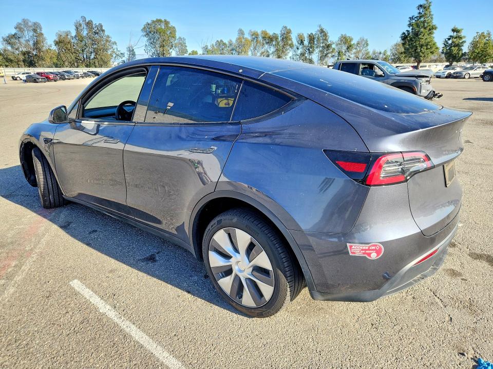 2023 Tesla Model Y მანქანა იყიდება აუქციონზე, vin: 7SAYGDEEXPA211681, აუქციონის ნომერი: 74703605