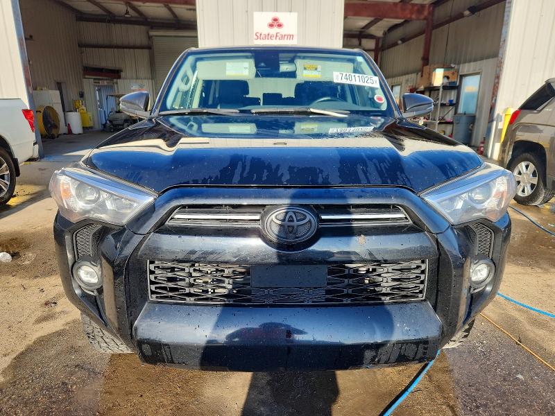 74011025 :رقم المزاد ، JTEFU5JR5P5293945 vin ، 2023 Toyota 4runner مزاد بيع