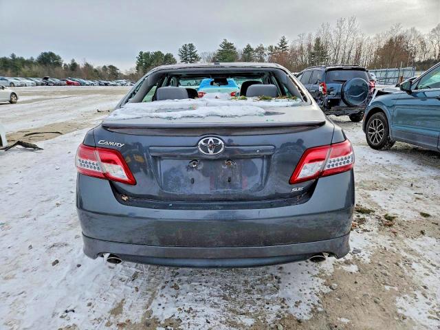 53604106 :رقم المزاد ، 4T1BF3EK4AU115581 vin ، 2010 Toyota Camry مزاد بيع