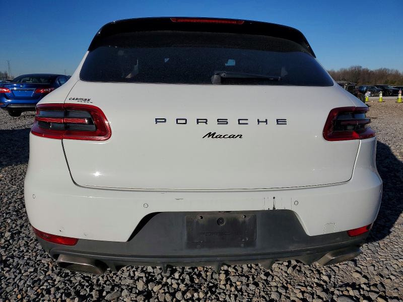 74005605 :رقم المزاد ، WP1AA2A57JLB05186 vin ، 2018 Porsche Macan مزاد بيع