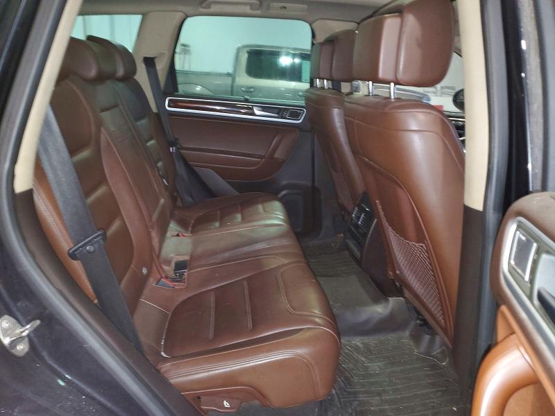 98557845 :رقم المزاد ، WVGEP9BP5DD010713 vin ، 2013 Volkswagen Touareg V6 مزاد بيع