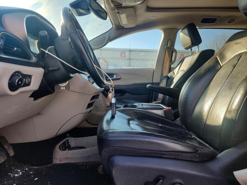 74547245 :رقم المزاد ، 2C4RC1EG2KR506285 vin ، 2019 Chrysler Pacifica مزاد بيع
