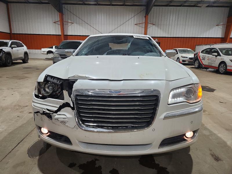 74267405 :رقم المزاد ، 2C3CA5CG4BH573261 vin ، 2011 Chrysler 300 مزاد بيع