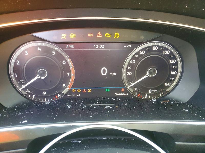 Продажа на аукционе авто 2018 Volkswagen Tiguan, vin: 3VV4B7AX4JM218880, номер лота: 72183165