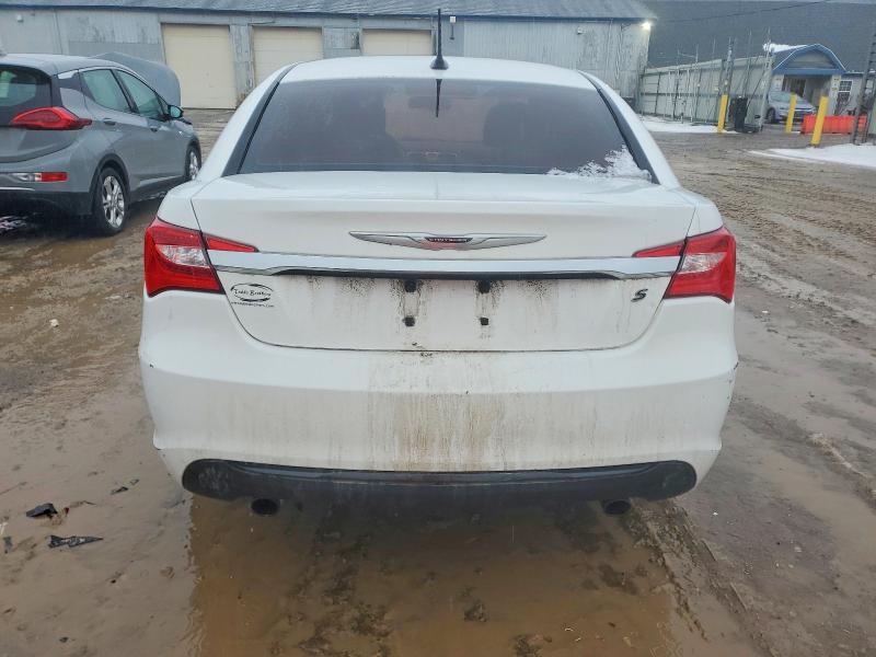 Продажа на аукционе авто 2014 Chrysler 200, vin: 1C3CCBCG3EN157724, номер лота: 99202425