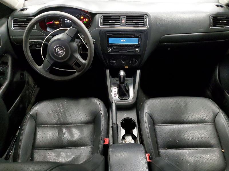 73915385 :رقم المزاد ، 3VWD17AJXEM246277 vin ، 2014 Volkswagen Jetta مزاد بيع