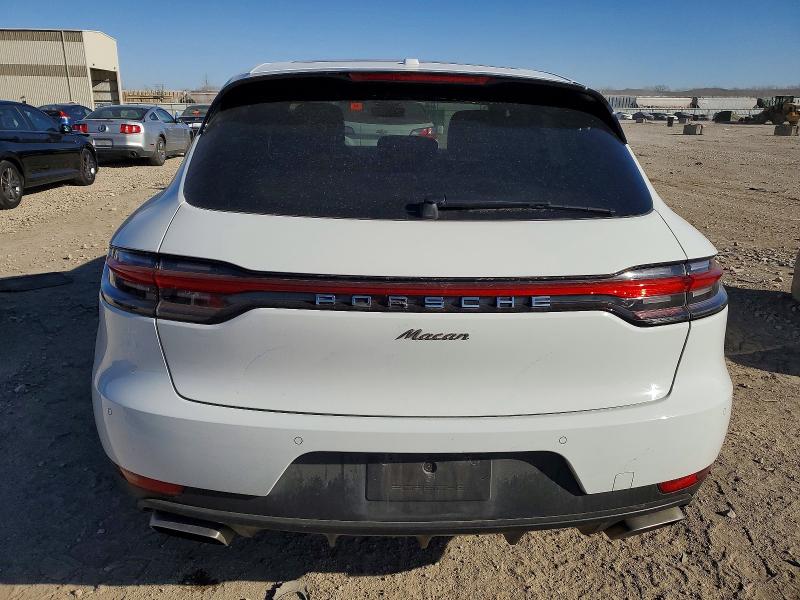 73289895 :رقم المزاد ، WP1AA2A5XMLB08037 vin ، 2021 Porsche Macan مزاد بيع