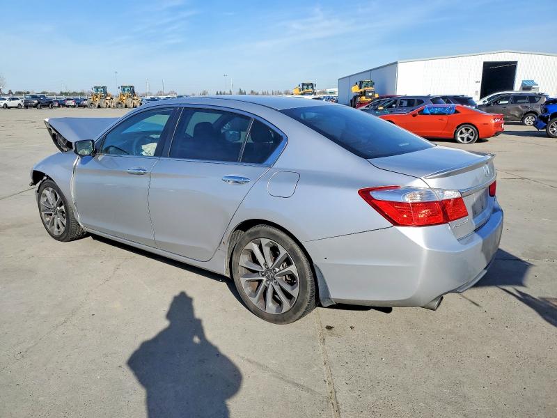 Auction sale of the 2015 Honda Accord, vin: 1HGCR2F50FA135842, lot number: 72678655